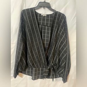 Olivia graye black and white top size medium with front tie
